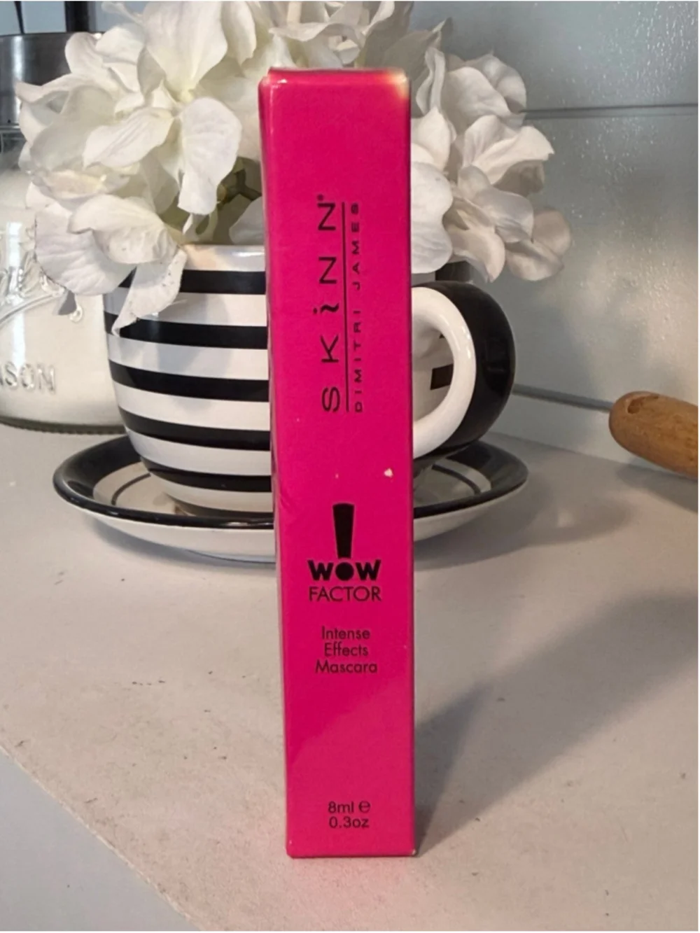 Dimitri James Wow Factor Intense Effects Mascara By Skinn NEW